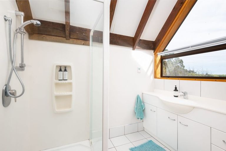 Photo of property in 24 Bengal Drive, Cashmere, Christchurch, 8022