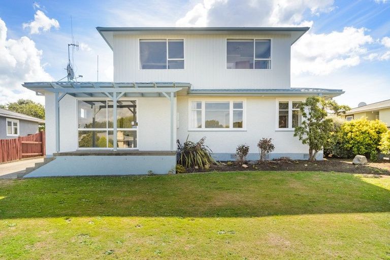 Photo of property in 27 Galway Avenue, Hokowhitu, Palmerston North, 4410