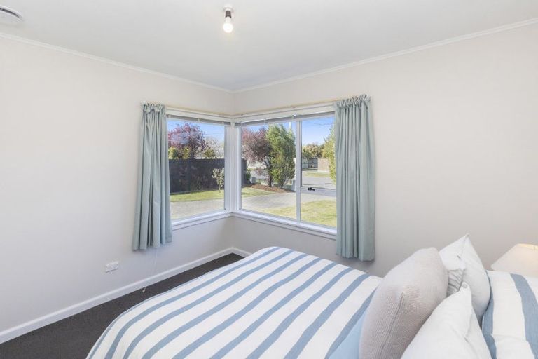 Photo of property in 61 Charlcott Street, Burnside, Christchurch, 8053