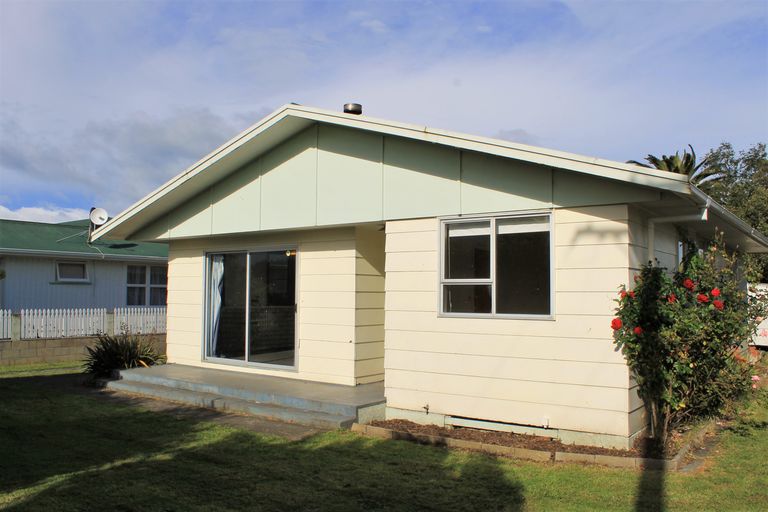 Photo of property in 72 Tyndall Road, Outer Kaiti, Gisborne, 4010