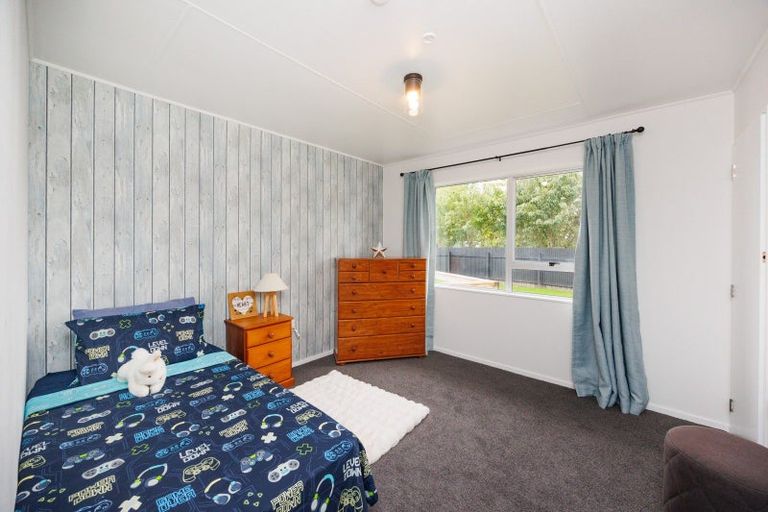 Photo of property in 12 Capri Place, Awapuni, Palmerston North, 4412