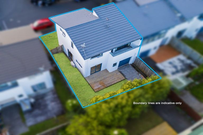 Photo of property in 9 Butia Avenue, Henderson, Auckland, 0612