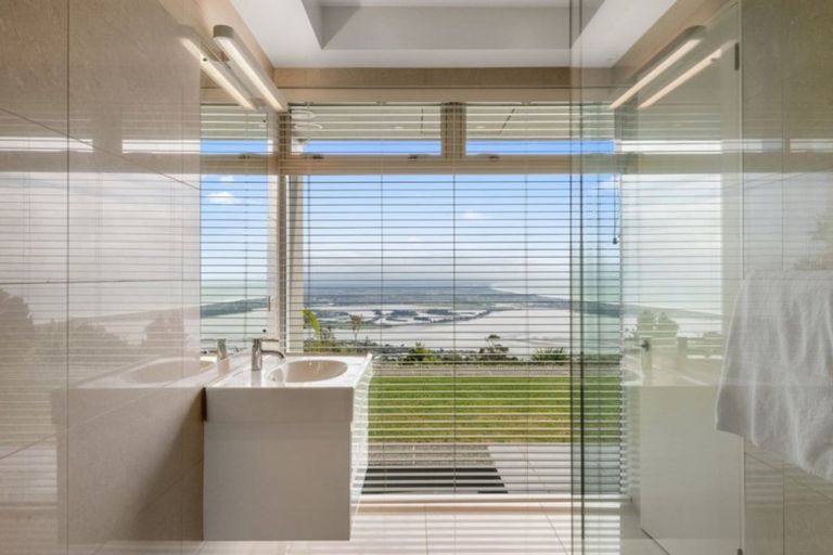 Photo of property in 405 Upper Major Hornbrook Road, Mount Pleasant, Christchurch, 8081