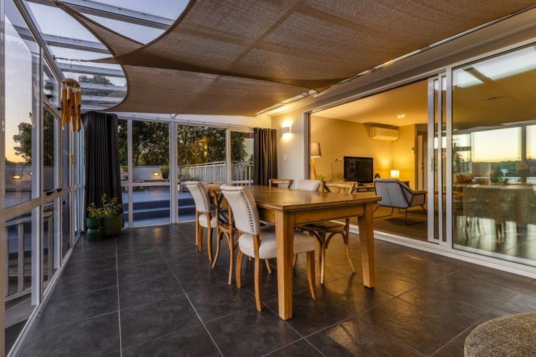 Photo of property in 9 Ayr Place, Papakowhai, Porirua, 5024