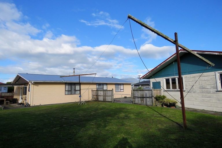 Photo of property in 4a Derby Street, Westport, 7825