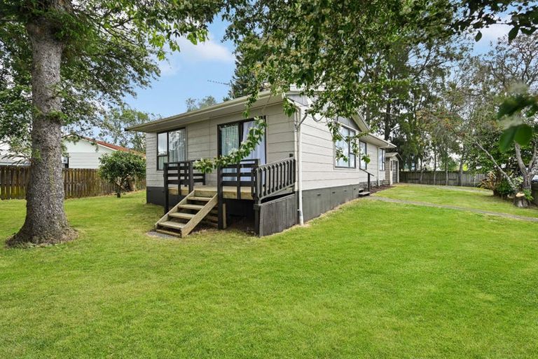 Photo of property in 17 Crawshaw Drive, Nawton, Hamilton, 3200