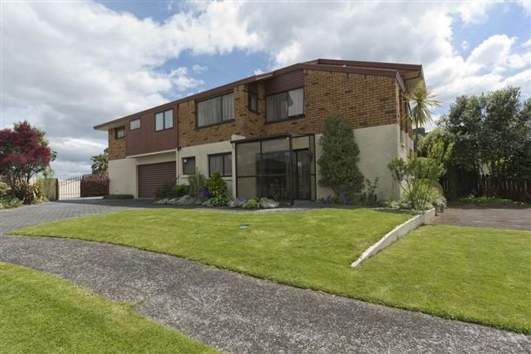 Photo of property in 8 Cathray Place, Matua, Tauranga, 3110