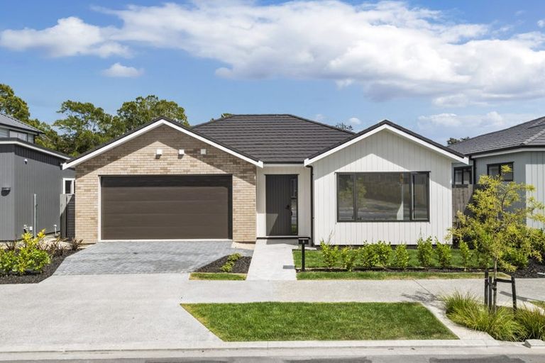 Photo of property in 6 Oyster Drive, Whenuapai, Auckland, 0618