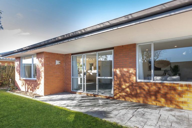 Photo of property in 2/5 Wychbury Street, Spreydon, Christchurch, 8024