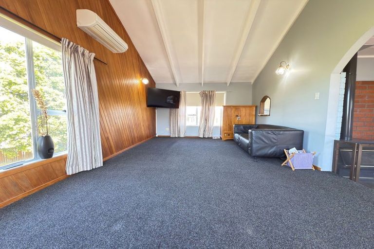 Photo of property in 15 Kereru Place, Half Moon Bay, Auckland, 2012