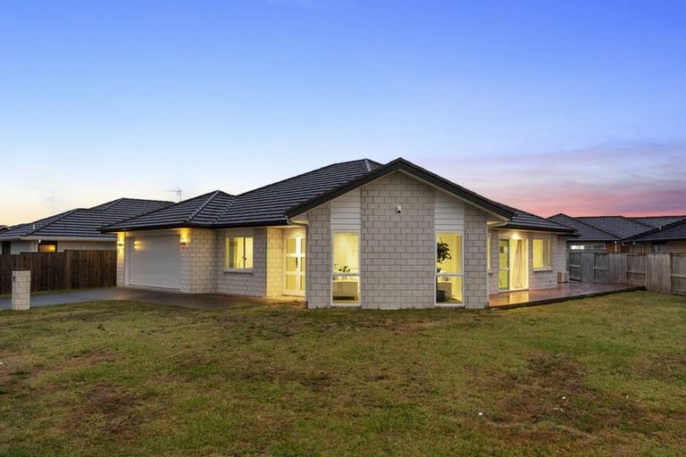 Photo of property in 26 Arista Way, Rototuna North, Hamilton, 3210