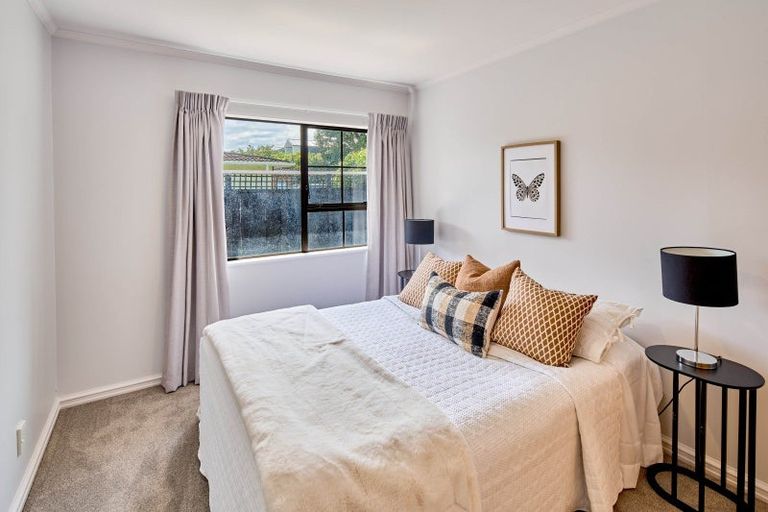 Photo of property in 33 Collingwood Street, Waterloo, Lower Hutt, 5011