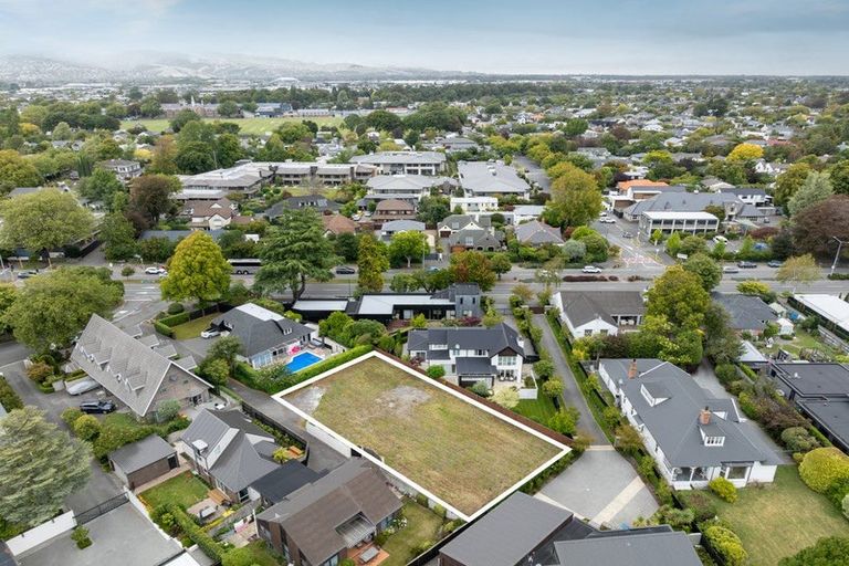 Photo of property in 3a Snowdon Road, Fendalton, Christchurch, 8052