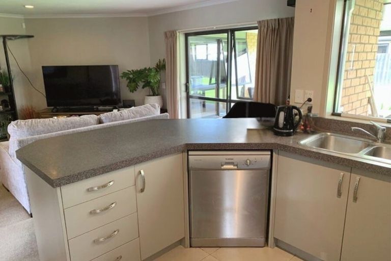 Photo of property in 103 Barrington Drive, Huntington, Hamilton, 3210