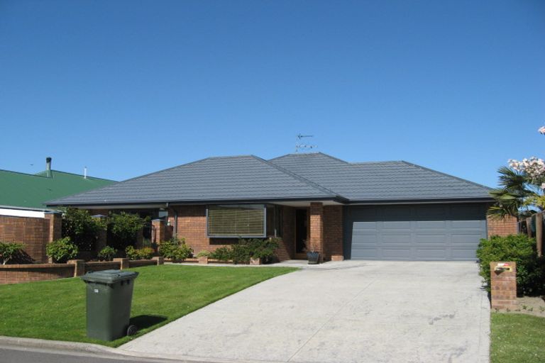 Photo of property in 2 Pearce Place, Kaiapoi, 7630