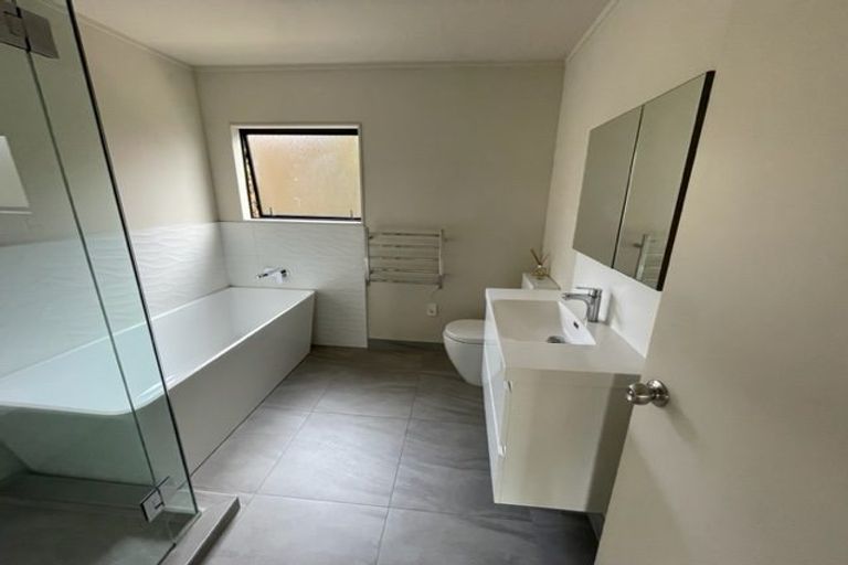 Photo of property in 49a Springfield Road, Morningside, Auckland, 1022
