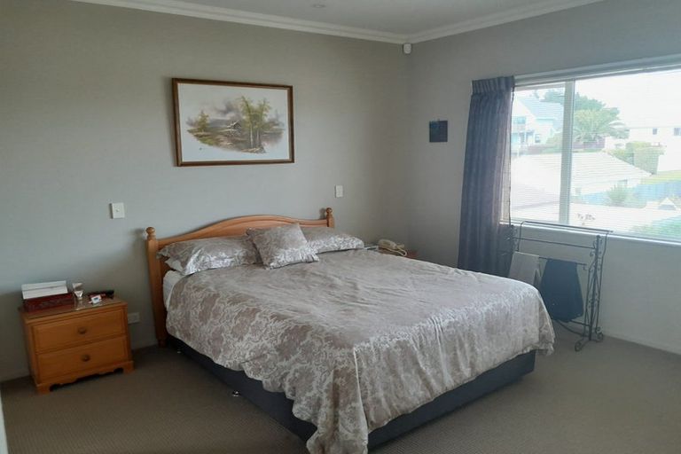 Photo of property in 6 Roore Street, Foxton Beach, Foxton, 4815