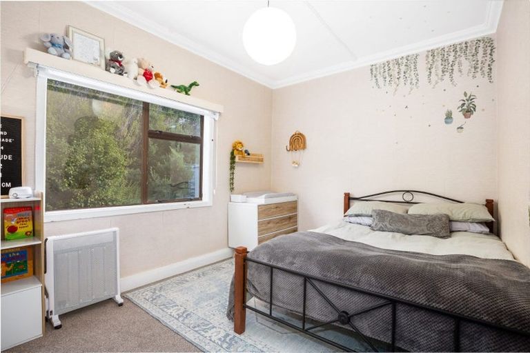 Photo of property in 15 Pukerua Beach Road, Pukerua Bay, 5026