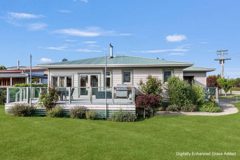 Photo of property in 56 Blaydon Street, Waikaia, 9778