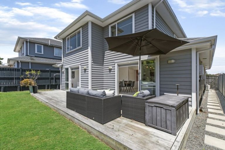 Photo of property in 111b Moore Street, Howick, Auckland, 2014