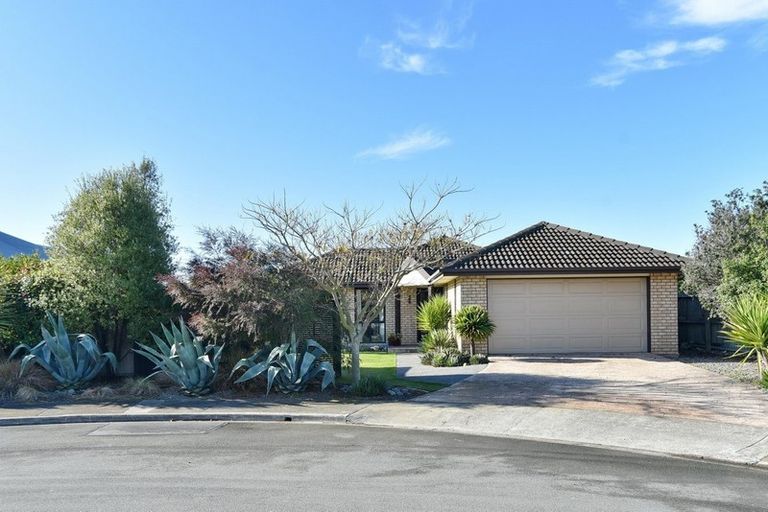 Photo of property in 12 Pascoe Drive, Woodend, 7610