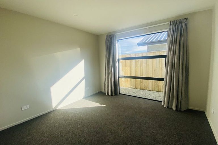 Photo of property in 21 Marcoola Drive, Rolleston, 7614