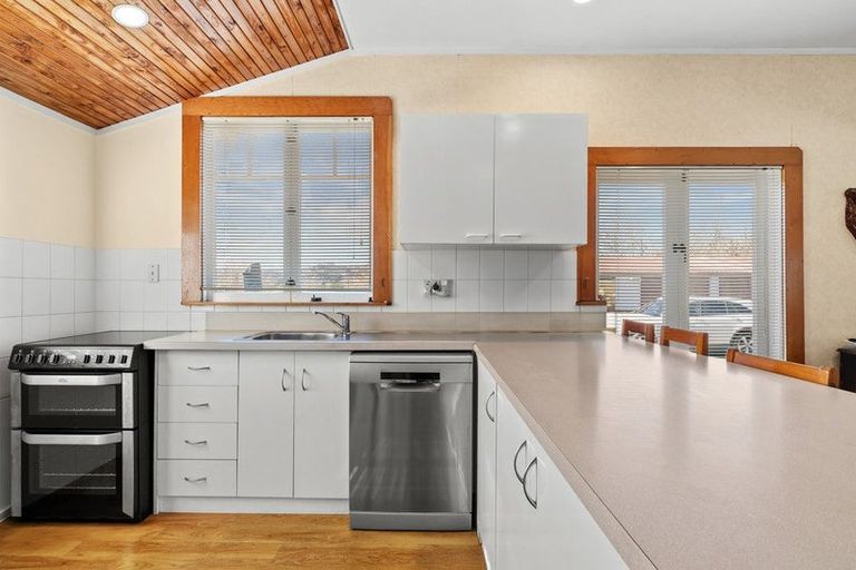 Photo of property in 50 Kath Henry Lane, Drury, 2113