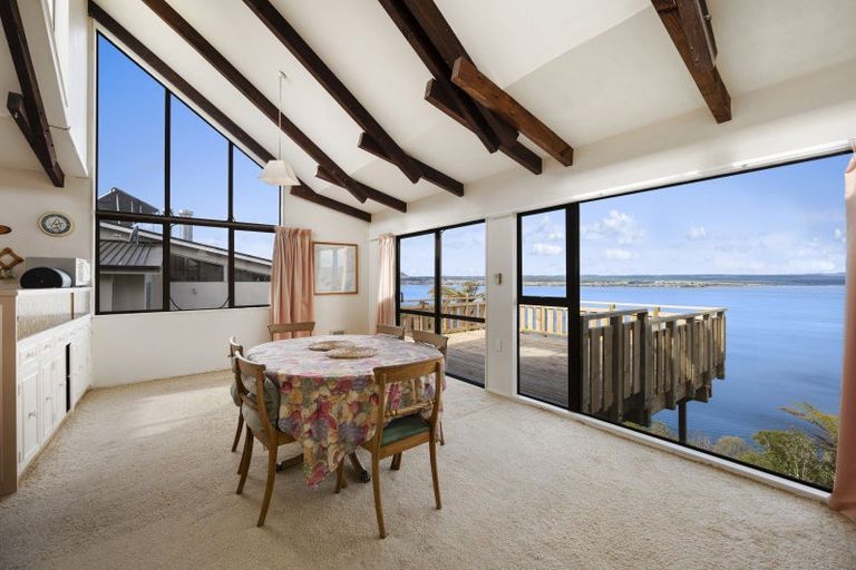 Photo of property in 67 Wakeman Road, Acacia Bay, Taupo, 3330