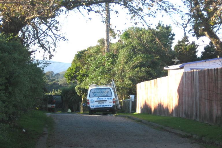 Photo of property in 123a Castor Crescent, Cannons Creek, Porirua, 5024