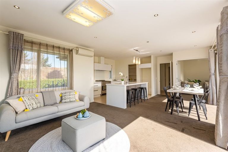 Photo of property in 32 Hakatere Road, Pegasus, 7612