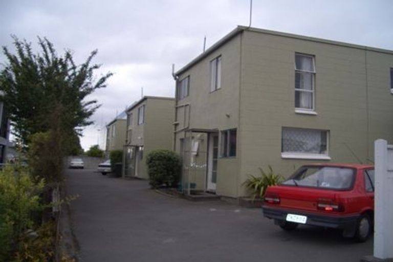 Photo of property in 6/7 Newnham Terrace, Upper Riccarton, Christchurch, 8041