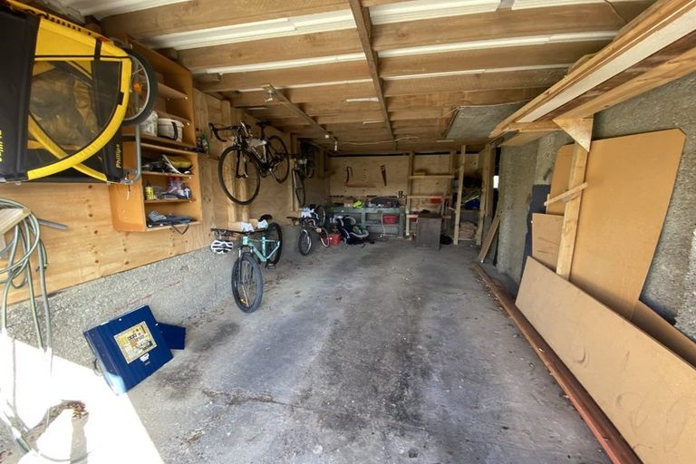 Photo of property in 97 Centennial Avenue, Helensburgh, Dunedin, 9010