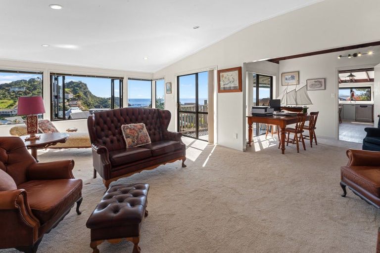 Photo of property in 29 Rewa Place, Russell, 0202