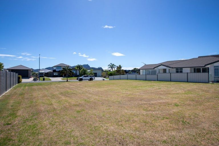 Photo of property in 16 Finch Street, One Tree Point, 0118