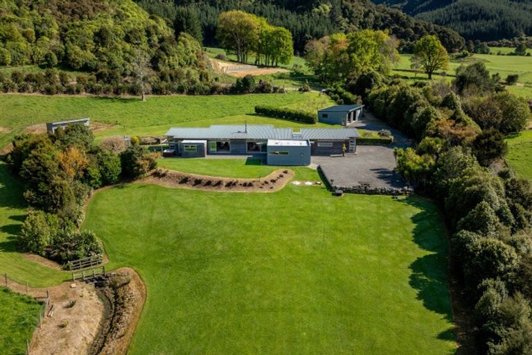 Photo of property in 349 Anakiwa Road, Anakiwa, Picton, 7281