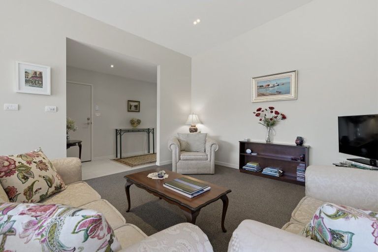 Photo of property in 2 Jacob Street, Brookfield, Tauranga, 3110