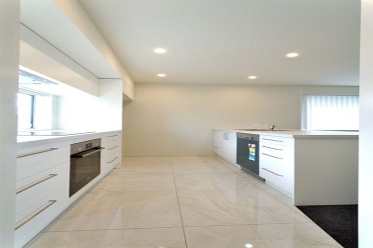 Photo of property in 8 Keeper Close, Woodend, 7610