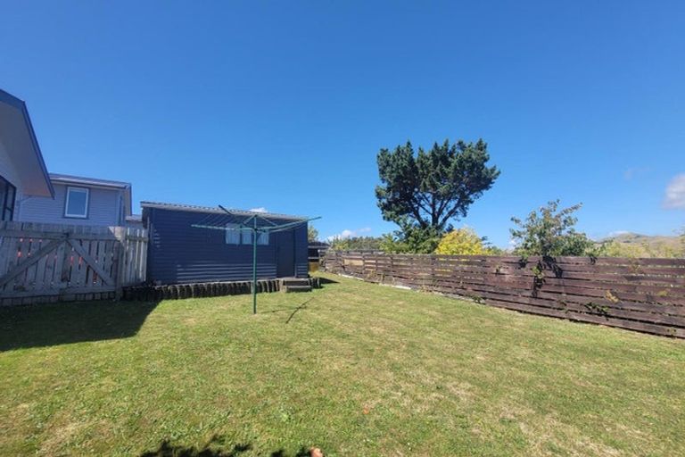 Photo of property in 10 Sombrero View, Ascot Park, Porirua, 5024