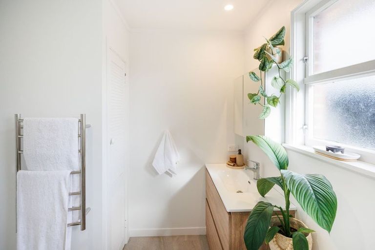 Photo of property in 98 Lethbridge Street, Feilding, 4702