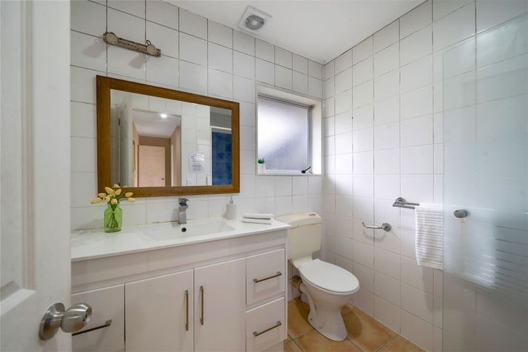 Photo of property in 36a Te Atatu Road, Te Atatu South, Auckland, 0610