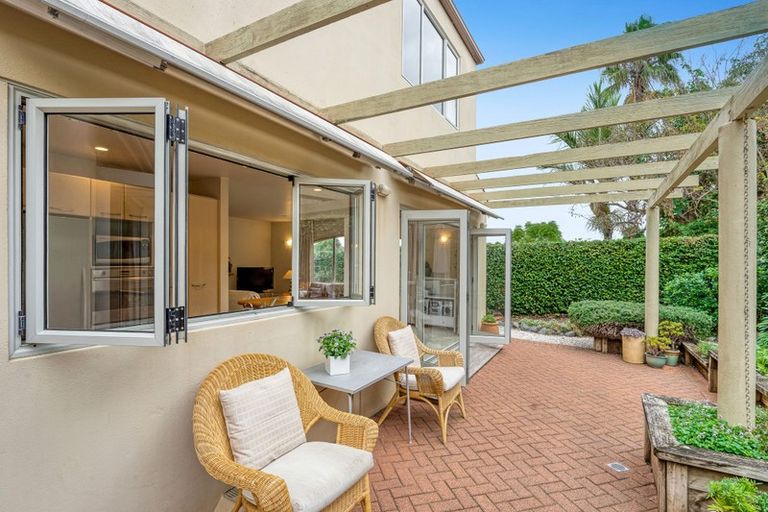Photo of property in 1/29 Harley Road, Takapuna, Auckland, 0622