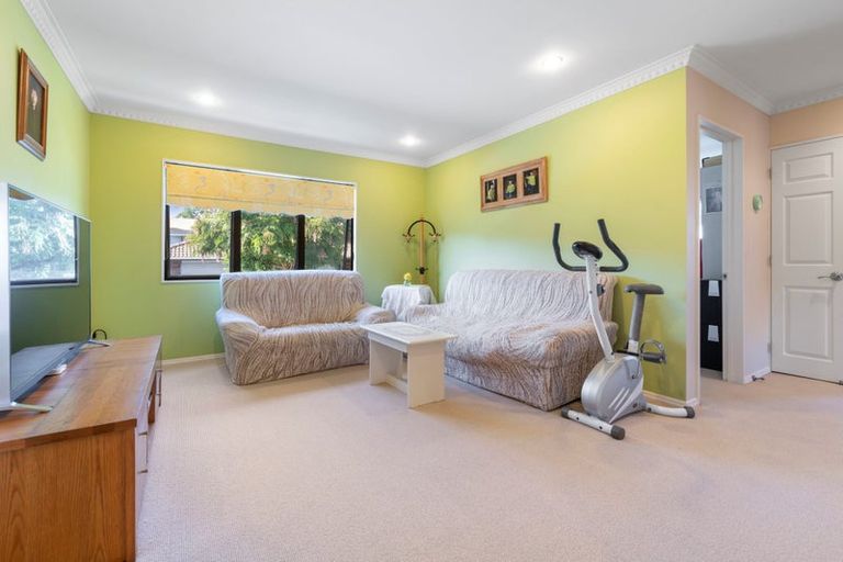 Photo of property in 153a Bucklands Beach Road, Bucklands Beach, Auckland, 2012