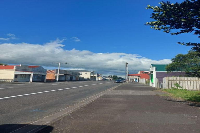 Photo of property in 23 Victoria Street, Kaponga, Hawera, 4679
