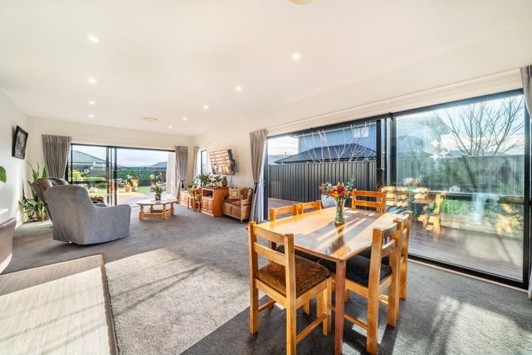 Photo of property in 20 Kerrigan Crescent, Wallaceville, Upper Hutt, 5018