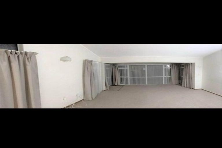 Photo of property in 2/462 Hillsborough Road, Mount Roskill, Auckland, 1041