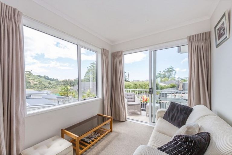 Photo of property in 7 Whares Court, Silverdale, 0932