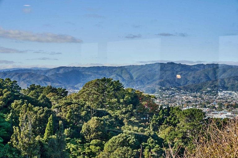 Photo of property in 49 Normandale Road, Normandale, Lower Hutt, 5010