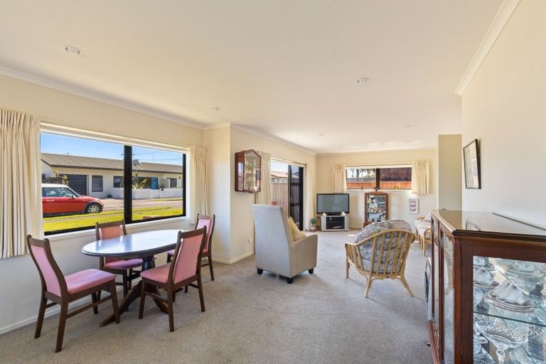 Photo of property in 36 Clemow Road, Fitzroy, New Plymouth, 4312