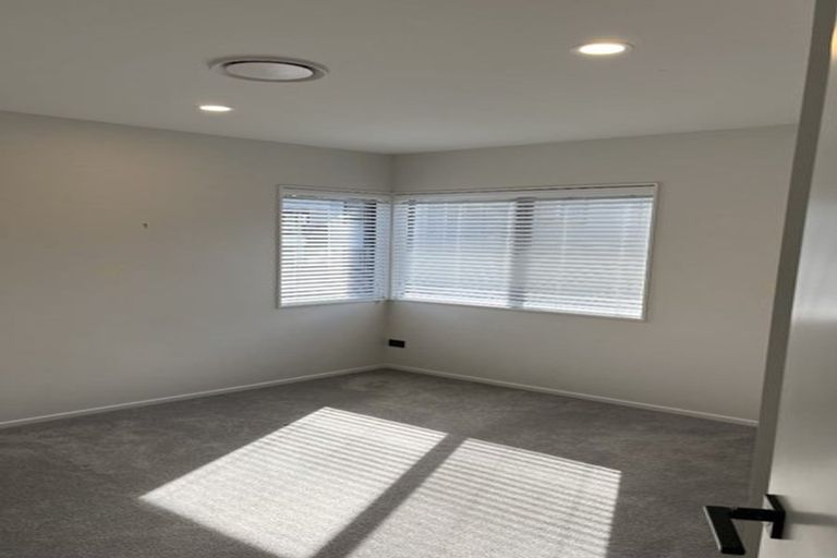 Photo of property in 7 Wyon Way, Flat Bush, Auckland, 2016