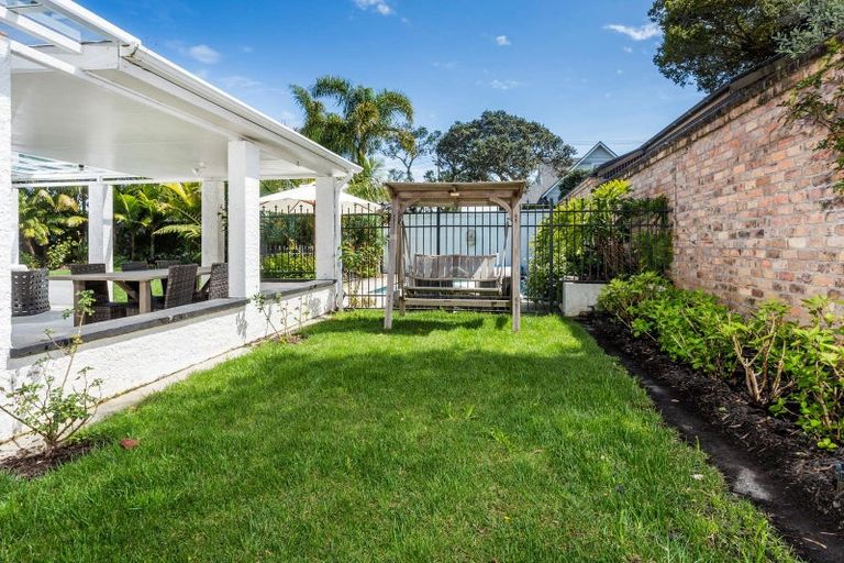 Photo of property in 1 Ascot Avenue, Narrow Neck, Auckland, 0624